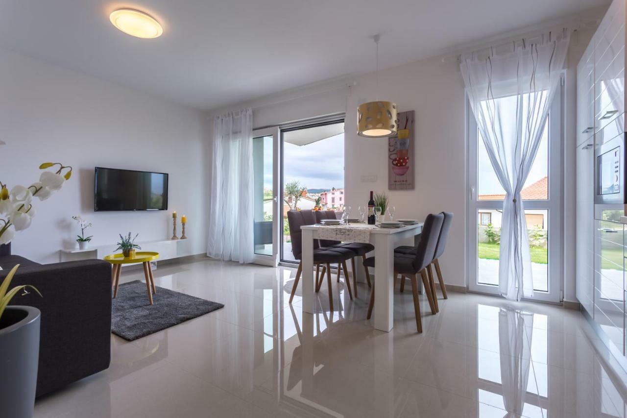 Apartment Elegance Veglia Exterior foto